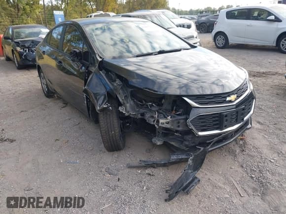 ✅ 2016 Chevrolet Cruze LS • VIN: 1G1BC5SM9G7282274 • Lot: 43467673. Wystawiony na IAAI z przebiegiem 123 315 mil. Bezpłatny archiwum sprzedaży aukcyjnych z USA i szczegółowy raport historii pojazdu na DreamBid. Zdjęcie 1.