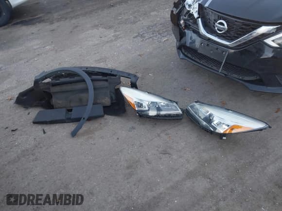 ✅ 2015 Ford Escape Titanium • VIN: 1FMCU9J97FUB69268 • Lot: 43748640. Listed on IAAI with 191,366 mi. Free auction sales archive from the USA and detailed vehicle history report at DreamBid. Image 12.