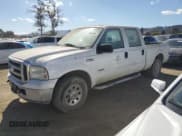✅ 2005 Ford F-250 XL • VIN: 1FTSW20P65EB21500 • Lot: 76803904. Listed on Copart with 427,117 mi. Free auction sales archive from the USA and detailed vehicle history report at DreamBid. Image 1.