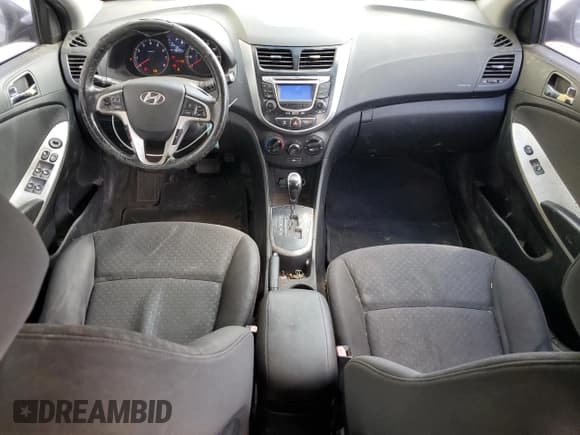 ✅ 2013 Hyundai Accent SE • VIN: KMHCU5AE7DU061588 • Лот: 79833544. Опубликован ранее на Copart с пробегом 138 353 миль. Бесплатный доступ к архиву аукционных продаж из США и подробный отчёт об истории автомобиля на DreamBid. Изображение 8.