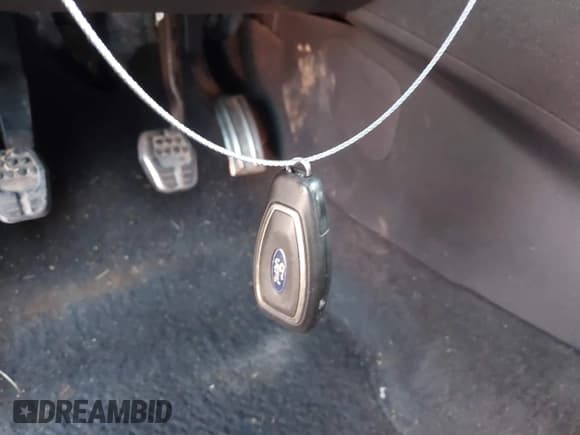 ✅ 2015 Ford Focus ST • VIN: 1FADP3L94FL280091 • Lot: 43638227. Listed on IAAI with 142,800 mi. Free auction sales archive from the USA and detailed vehicle history report at DreamBid. Image 11.