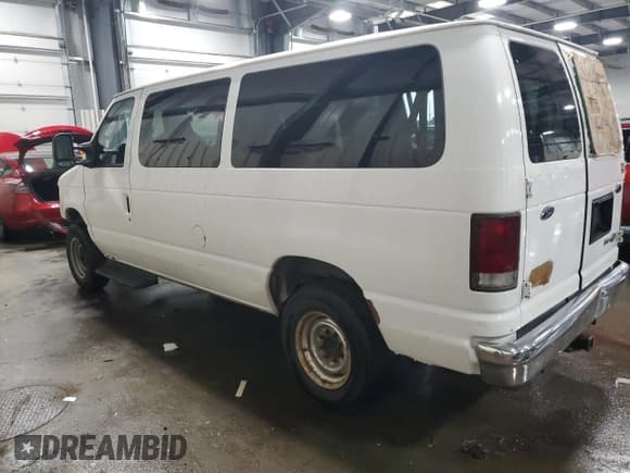 ✅ 2012 Ford Econoline Passenger XL • VIN: 1FBNE3BL1CDB00271 • Lot: 86870205. Wystawiony na Copart z przebiegiem 288 259 mil. Bezpłatny archiwum sprzedaży aukcyjnych z USA i szczegółowy raport historii pojazdu na DreamBid. Zdjęcie 2.