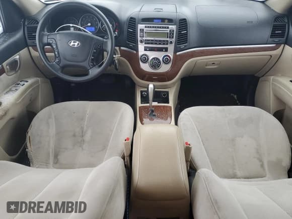 ✅ 2008 Hyundai Santa Fe GLS • VIN: 5NMSG13D28H210779 • Lot: 85106504. Listed on Copart with 125,215 mi. Free auction sales archive from the USA and detailed vehicle history report at DreamBid. Image 8.