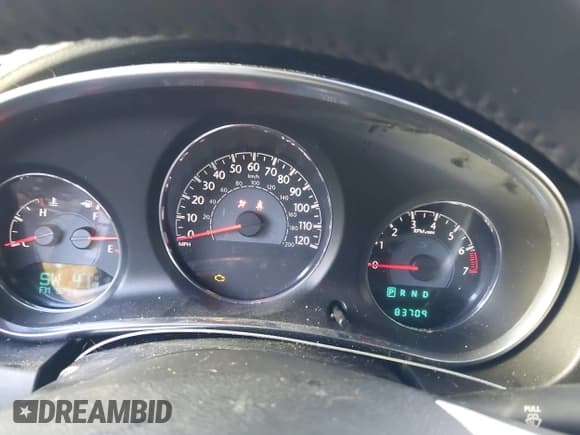 ✅ 2014 Chrysler 200 Touring • VIN: 1C3CCBBB7EN192871 • Lot: 43493041. Wystawiony na IAAI z przebiegiem 83 709 mil. Bezpłatny archiwum sprzedaży aukcyjnych z USA i szczegółowy raport historii pojazdu na DreamBid. Zdjęcie 7.