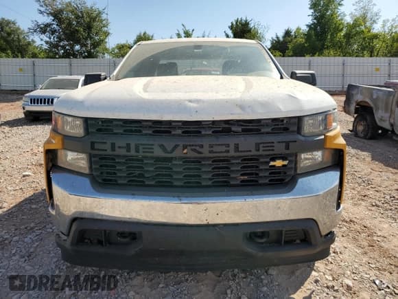 ✅ 2019 Chevrolet Silverado 1500 Work Truck • VIN: 1GCRYAEF9KZ180516 • Lot: 71236984. Wystawiony na Copart z przebiegiem 161 820 mil. Bezpłatny archiwum sprzedaży aukcyjnych z USA i szczegółowy raport historii pojazdu na DreamBid. Zdjęcie 5.