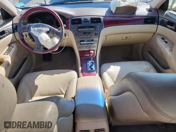 ✅ 2004 Lexus ES 350 • VIN: JTHBA30G745004770 • Лот: 71421295. Опубликован ранее на Copart с пробегом 201 238 миль. Бесплатный доступ к архиву аукционных продаж из США и подробный отчёт об истории автомобиля на DreamBid. Изображение 8.