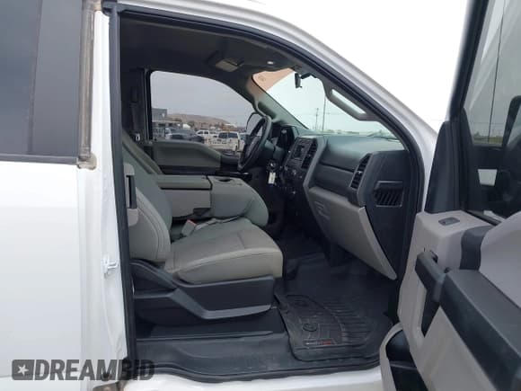 ✅ 2019 Ford F-250 XL • VIN: 1FT7X2B6XKEC89613 • Lot: 42256834. Listed on IAAI with 80,066 mi. Free auction sales archive from the USA and detailed vehicle history report at DreamBid. Image 5.