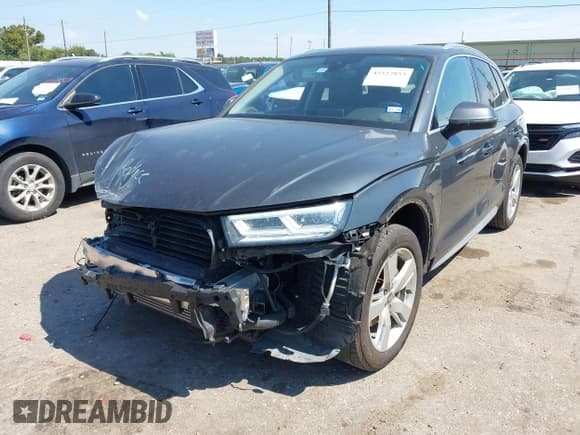 ✅ 2018 Audi Q5 Premium Plus • VIN: WA1BNAFY8J2236957 • Lot: 43322853. Wystawiony na IAAI z przebiegiem 84 104 mil. Bezpłatny archiwum sprzedaży aukcyjnych z USA i szczegółowy raport historii pojazdu na DreamBid. Zdjęcie 2.