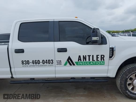 ✅ 2018 Ford F-250 XL • VIN: 1FT7W2B62JEB98479 • Lot: 42062513. Listed on IAAI with 147,521 mi. Free auction sales archive from the USA and detailed vehicle history report at DreamBid. Image 13.