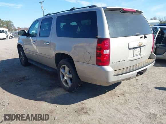 ✅ 2007 Chevrolet Suburban LTZ • VIN: 1GNFK16367J308989 • Лот: 43692533. Опубликован ранее на IAAI с пробегом 145 523 миль. Бесплатный доступ к архиву аукционных продаж из США и подробный отчёт об истории автомобиля на DreamBid. Изображение 3.