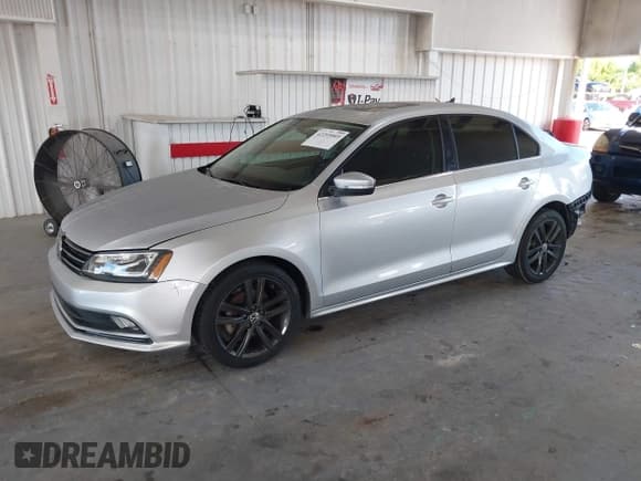 ✅ 2016 Volkswagen Jetta SEL • VIN: 3VWL17AJ3GM205018 • Lot: 42255069. Listed on IAAI with 87,044 mi. Free auction sales archive from the USA and detailed vehicle history report at DreamBid. Image 2.