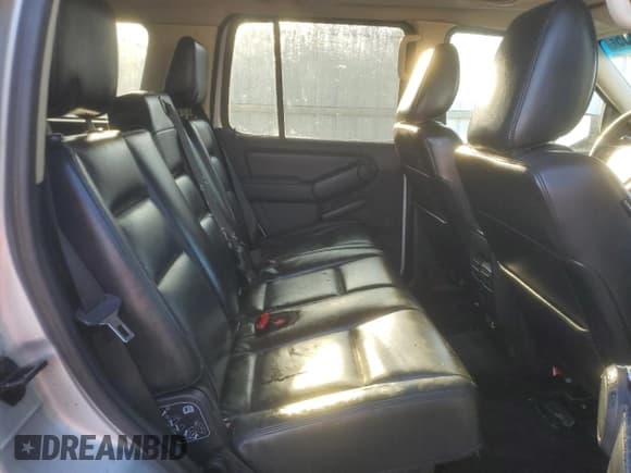 ✅ 2010 Ford Explorer XLT • VIN: 1FMEU6DE7AUA59247 • Лот: 81038455. Опубликован ранее на Copart с пробегом 229 993 миль. Бесплатный доступ к архиву аукционных продаж из США и подробный отчёт об истории автомобиля на DreamBid. Изображение 11.