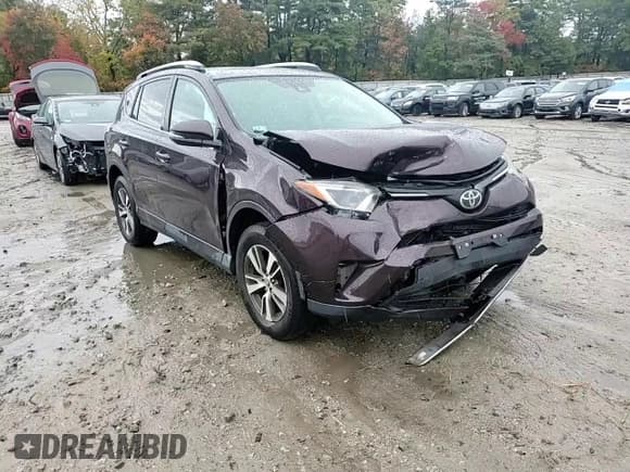 ✅ 2018 Toyota RAV4 XLE • VIN: 2T3RFREV9JW822792 • Лот: 82359545. Опубликован ранее на Copart с пробегом 79 398 миль. Бесплатный доступ к архиву аукционных продаж из США и подробный отчёт об истории автомобиля на DreamBid. Изображение 14.