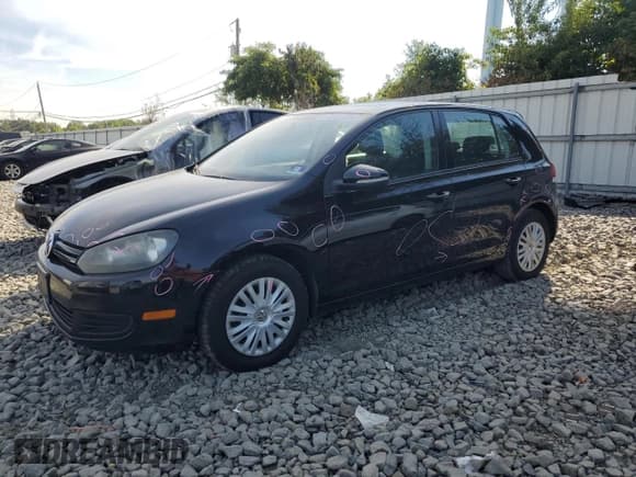 ✅ 2010 Volkswagen Golf • VIN: WVWDB7AJ0AW386560 • Лот: 70131175. Опубликован ранее на Copart с пробегом 234 441 миль. Бесплатный доступ к архиву аукционных продаж из США и подробный отчёт об истории автомобиля на DreamBid. Изображение 1.