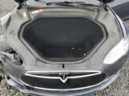 ✅ 2015 Tesla Model S 85D • VIN: 5YJSA1E20FF117416 • Lot: 90315585. Wystawiony na Copart z przebiegiem 119 245 mil. Bezpłatny archiwum sprzedaży aukcyjnych z USA i szczegółowy raport historii pojazdu na DreamBid. Zdjęcie 11.