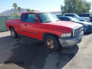 ✅ 2001 Dodge 1500 • VIN: 1B7HC13Z61J576312 • Lot: 42678853. Listed on IAAI with 371,560 mi. Free auction sales archive from the USA and detailed vehicle history report at DreamBid. Image 1.