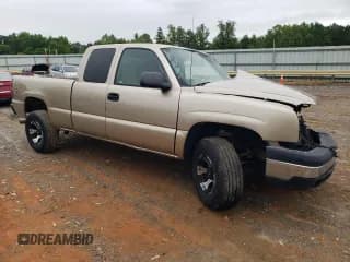✅ 2004 Chevrolet Silverado 1500 • VIN: 2GCEK19T941165381 • Lot: 57506675. Wystawiony na Copart z przebiegiem 190 758 mil. Bezpłatny archiwum sprzedaży aukcyjnych z USA i szczegółowy raport historii pojazdu na DreamBid. Zdjęcie 4.