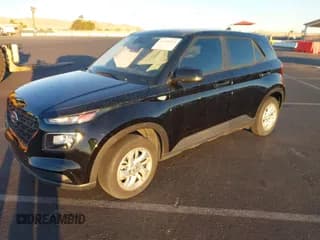 ✅ 2022 Hyundai Venue SE • VIN: KMHRB8A32NU186225 • Lot: 41352090. Wystawiony na IAAI z przebiegiem 43 767 mil. Bezpłatny archiwum sprzedaży aukcyjnych z USA i szczegółowy raport historii pojazdu na DreamBid. Zdjęcie 2.