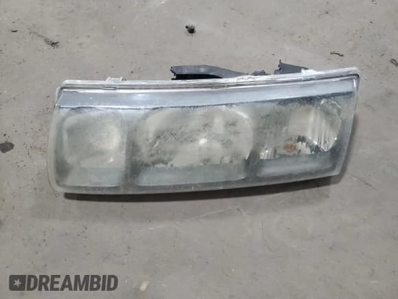 ✅ 2004 Saturn VUE V6 • VIN: 5GZCZ63494S813866 • Lot: 51283855. Wystawiony na Copart z przebiegiem 219 435 mil. Bezpłatny archiwum sprzedaży aukcyjnych z USA i szczegółowy raport historii pojazdu na DreamBid. Zdjęcie 13.