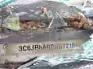 2017 Ram 1500 Tradesman z VIN 3C6JR6AG2HG721847, wystawiony jako IAAI lot #43230943 z przebiegiem 195 100 mil mil oraz . Historia ofert i sprzedaży dostępna na DreamBid. Obrazek 9.