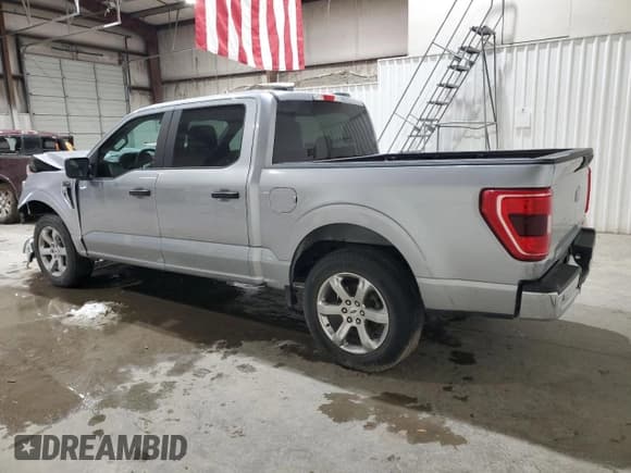 ✅ 2021 Ford F-150 XL • VIN: 1FTEW1C81MFB01109 • Lot: 45358275. Listed on Copart with 61,946 mi. Free auction sales archive from the USA and detailed vehicle history report at DreamBid. Image 2.