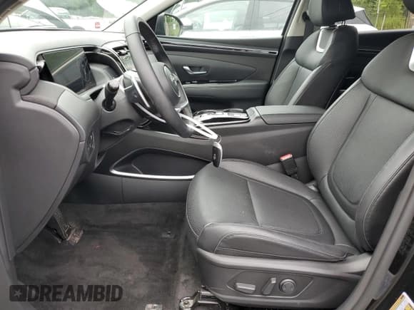 ✅ 2024 Hyundai Tucson Limited • VIN: KM8JECD18RU161000 • Lot: 66156544. Wystawiony na Copart z przebiegiem 13 609 mil. Bezpłatny archiwum sprzedaży aukcyjnych z USA i szczegółowy raport historii pojazdu na DreamBid. Zdjęcie 7.