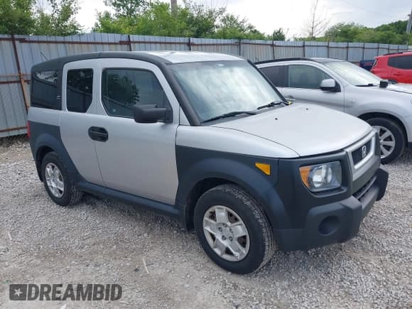 ✅ 2007 Honda Element LX • VIN: 5J6YH18337L009536 • Lot: 42360984. Listed on IAAI with 170,472 mi. Free auction sales archive from the USA and detailed vehicle history report at DreamBid. Image 1.