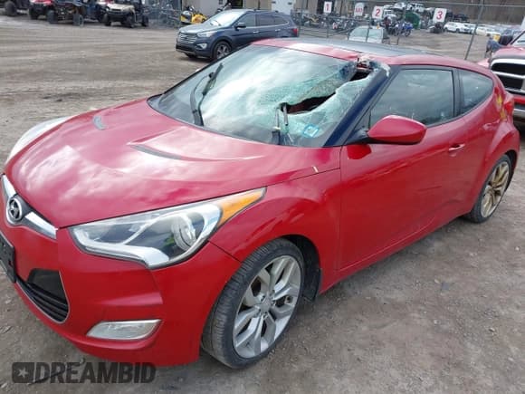✅ 2012 Hyundai Veloster w/Gray Int • VIN: KMHTC6AD9CU052342 • Lot: 42072428. Wystawiony na IAAI z przebiegiem 103 338 mil. Bezpłatny archiwum sprzedaży aukcyjnych z USA i szczegółowy raport historii pojazdu na DreamBid. Zdjęcie 2.