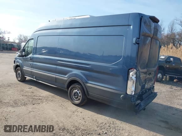 ✅ 2023 Ford Transit Cargo • VIN: 1FTBW3X85PKC12640 • Lot: 41755300. Listed on IAAI with 20,827 mi. Free auction sales archive from the USA and detailed vehicle history report at DreamBid. Image 3.