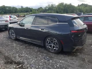 ✅ 2023 BMW iX xDrive50 • VIN: WB523CF05PCL62449 • Lot: 57069783. Wystawiony na Copart z przebiegiem Nie podano. Bezpłatny archiwum sprzedaży aukcyjnych z USA i szczegółowy raport historii pojazdu na DreamBid. Zdjęcie 2.