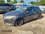 ✅ 2015 Ford Focus S • VIN: 1FADP3E26FL219678 • Лот: 61764605. Опубликован ранее на Copart с пробегом 122 893 миль. Бесплатный доступ к архиву аукционных продаж из США и подробный отчёт об истории автомобиля на DreamBid. Изображение 1.