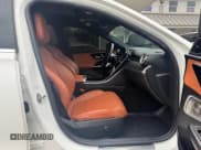 ✅ 2022 Mercedes-Benz C 300 • VIN: W1KAF4HB5NR016400 • Lot: 60353035. Listed on Copart with 81,656 mi. Free auction sales archive from the USA and detailed vehicle history report at DreamBid. Image 5.