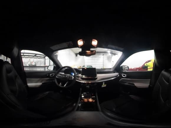 ✅ 2024 Jeep Compass Limited • VIN: 3C4NJDCN7RT584849 • Lot: 41545117. Wystawiony na IAAI z przebiegiem 12 411 mil. Bezpłatny archiwum sprzedaży aukcyjnych z USA i szczegółowy raport historii pojazdu na DreamBid. Zdjęcie 21.