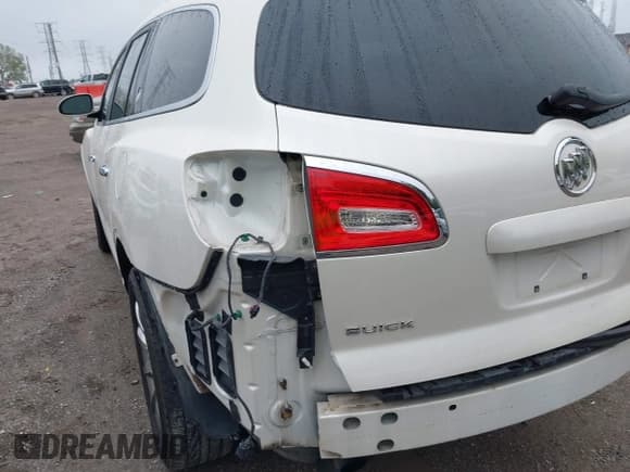 ✅ 2014 Buick Enclave Premium • VIN: 5GAKRCKD0EJ328263 • Lot: 43280680. Listed on IAAI with 78,814 mi. Free auction sales archive from the USA and detailed vehicle history report at DreamBid. Image 18.