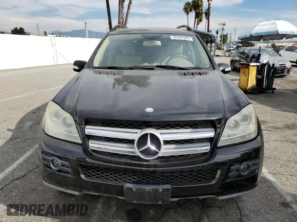 ✅ 2008 Mercedes-Benz GL 450 • VIN: 4JGBF71E38A437499 • Lot: 92262565. Wystawiony na Copart z przebiegiem 151 017 mil. Bezpłatny archiwum sprzedaży aukcyjnych z USA i szczegółowy raport historii pojazdu na DreamBid. Zdjęcie 5.