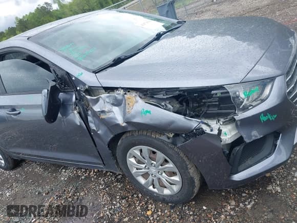 ✅ 2018 Hyundai Accent SE • VIN: 3KPC24A35JE015593 • Лот: 41973931. Опубликован ранее на IAAI с пробегом 119 135 миль. Бесплатный доступ к архиву аукционных продаж из США и подробный отчёт об истории автомобиля на DreamBid. Изображение 6.