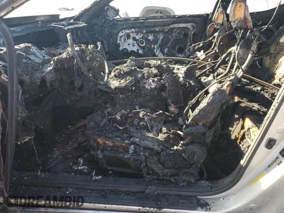 ✅ 2010 Hyundai Genesis Coupe • VIN: KMHHT6KD9AU030908 • Lot: 87366385. Wystawiony na Copart z przebiegiem Nie podano. Bezpłatny archiwum sprzedaży aukcyjnych z USA i szczegółowy raport historii pojazdu na DreamBid. Zdjęcie 7.