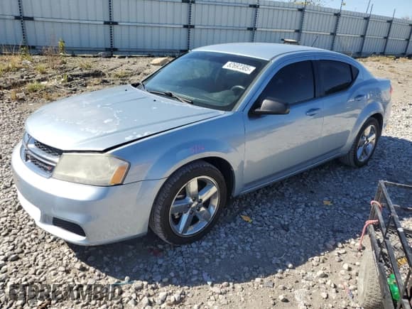 ✅ 2013 Dodge Avenger SE • VIN: 1C3CDZAB1DN687783 • Lot: 82692305. Wystawiony na Copart z przebiegiem 113 632 mil. Bezpłatny archiwum sprzedaży aukcyjnych z USA i szczegółowy raport historii pojazdu na DreamBid. Zdjęcie 1.