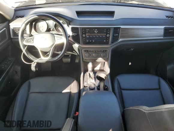 ✅ 2021 Volkswagen Atlas SE • VIN: 1V2KR2CA4MC503788 • Lot: 90676185. Listed on Copart with 89,568 mi. Free auction sales archive from the USA and detailed vehicle history report at DreamBid. Image 8.