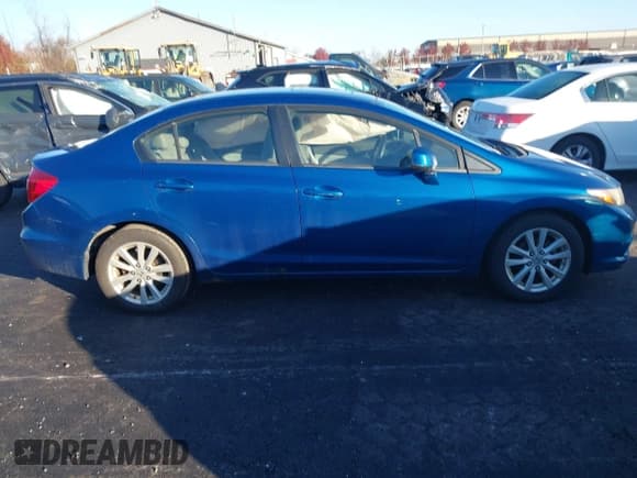 ✅ 2012 Honda Civic EX • VIN: 19XFB2F83CE341546 • Лот: 43691718. Опубликован ранее на IAAI с пробегом 188 173 миль. Бесплатный доступ к архиву аукционных продаж из США и подробный отчёт об истории автомобиля на DreamBid. Изображение 13.