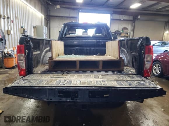 ✅ 2020 Ford F-250 XL • VIN: 1FTBF2A67LED87322 • Lot: 46299845. Wystawiony na Copart z przebiegiem Nie podano. Bezpłatny archiwum sprzedaży aukcyjnych z USA i szczegółowy raport historii pojazdu na DreamBid. Zdjęcie 6.