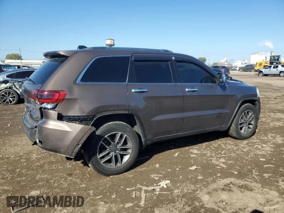 ✅ 2020 Jeep Grand Cherokee Limited X • VIN: 1C4RJFBG3LC238669 • Lot: 82555375. Listed on Copart with 95,429 mi. Free auction sales archive from the USA and detailed vehicle history report at DreamBid. Image 3.