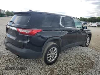 ✅ 2018 Chevrolet Traverse LS • VIN: 1GNERFKW7JJ119246 • Lot: 67047944. Wystawiony na Copart z przebiegiem 94 798 mil. Bezpłatny archiwum sprzedaży aukcyjnych z USA i szczegółowy raport historii pojazdu na DreamBid. Zdjęcie 3.