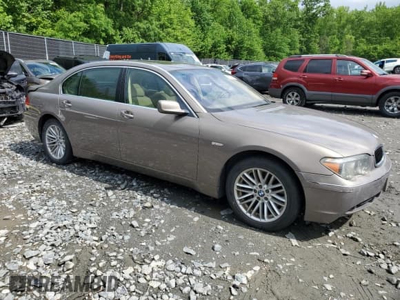 ✅ 2005 BMW 7 Series 745Li • VIN: WBAGN63555DS58036 • Lot: 55787485. Listed on Copart with 111,395 mi. Free auction sales archive from the USA and detailed vehicle history report at DreamBid. Image 4.