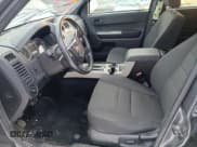 ✅ 2011 Ford Escape XLT • VIN: 1FMCU9D72BKB14663 • Lot: 93147405. Wystawiony na Copart z przebiegiem 105 183 mil. Bezpłatny archiwum sprzedaży aukcyjnych z USA i szczegółowy raport historii pojazdu na DreamBid. Zdjęcie 7.