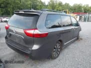 ✅ 2019 Toyota Sienna XLE • VIN: 5TDDZ3DC1KS211995 • Lot: 42763293. Listed on IAAI with 85,338 mi. Free auction sales archive from the USA and detailed vehicle history report at DreamBid. Image 4.