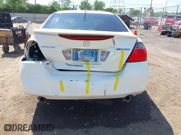 ✅ 2007 Honda Accord • VIN: JHMCN36567C003317 • Лот: 42275724. Опубликован ранее на IAAI с пробегом 218 169 миль. Бесплатный доступ к архиву аукционных продаж из США и подробный отчёт об истории автомобиля на DreamBid. Изображение 6.