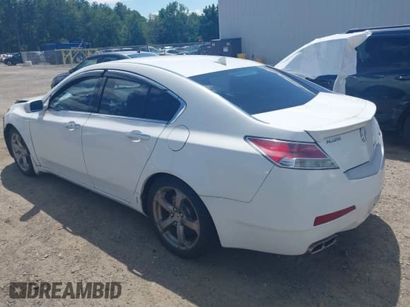 ✅ 2010 Acura TL Technology • VIN: 19UUA9F55AA007514 • Lot: 42792408. Listed on IAAI with 107,802 mi. Free auction sales archive from the USA and detailed vehicle history report at DreamBid. Image 3.