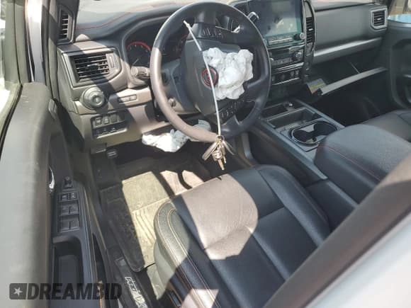 ✅ 2023 Nissan Titan Pro-4X • VIN: 1N6AA1ED0PN108003 • Лот: 64693365. Опубликован ранее на Copart с пробегом 61 188 миль. Бесплатный доступ к архиву аукционных продаж из США и подробный отчёт об истории автомобиля на DreamBid. Изображение 8.