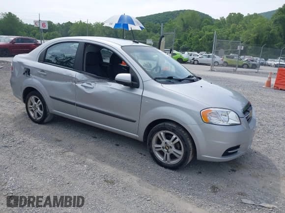 ✅ 2010 Chevrolet Aveo 1LT • VIN: KL1TD5DE7AB133551 • Lot: 42499135. Wystawiony na IAAI z przebiegiem 46 294 mil. Bezpłatny archiwum sprzedaży aukcyjnych z USA i szczegółowy raport historii pojazdu na DreamBid. Zdjęcie 1.